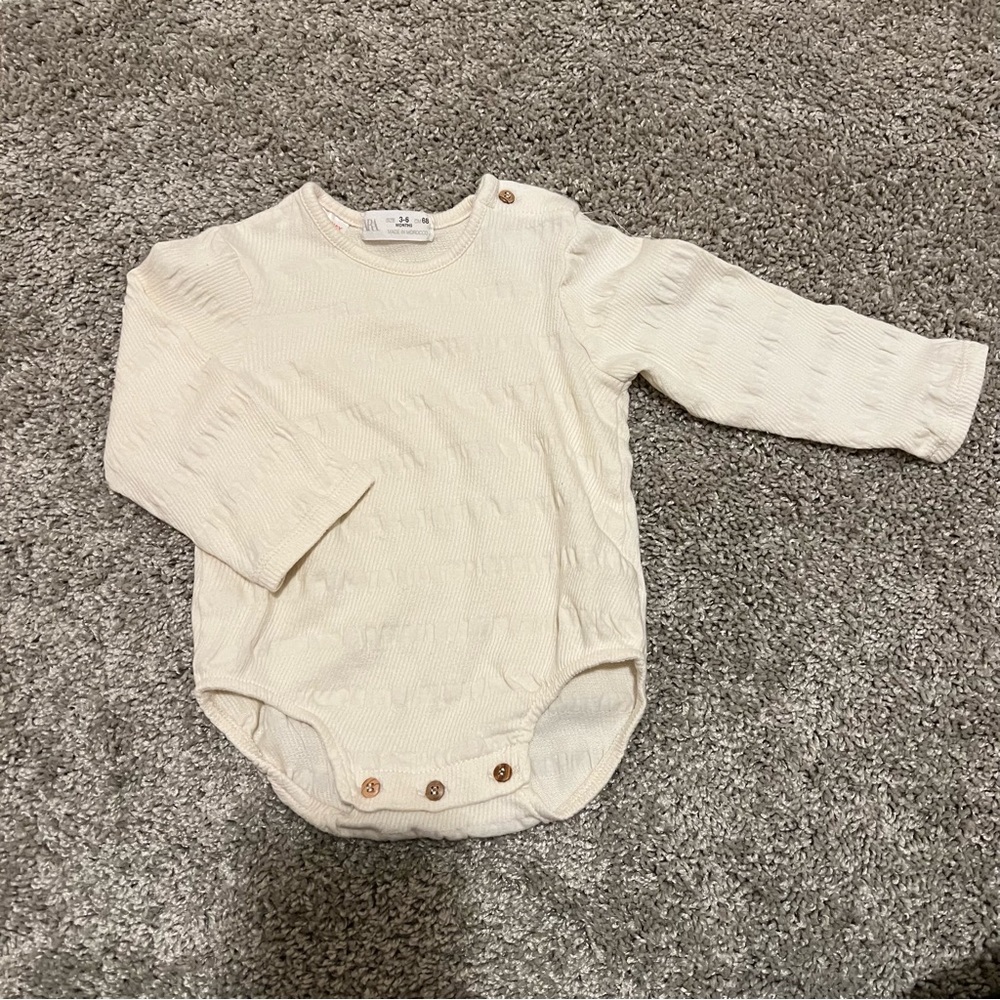Zara Baby Beige Bodysuit with details 3-6 Months